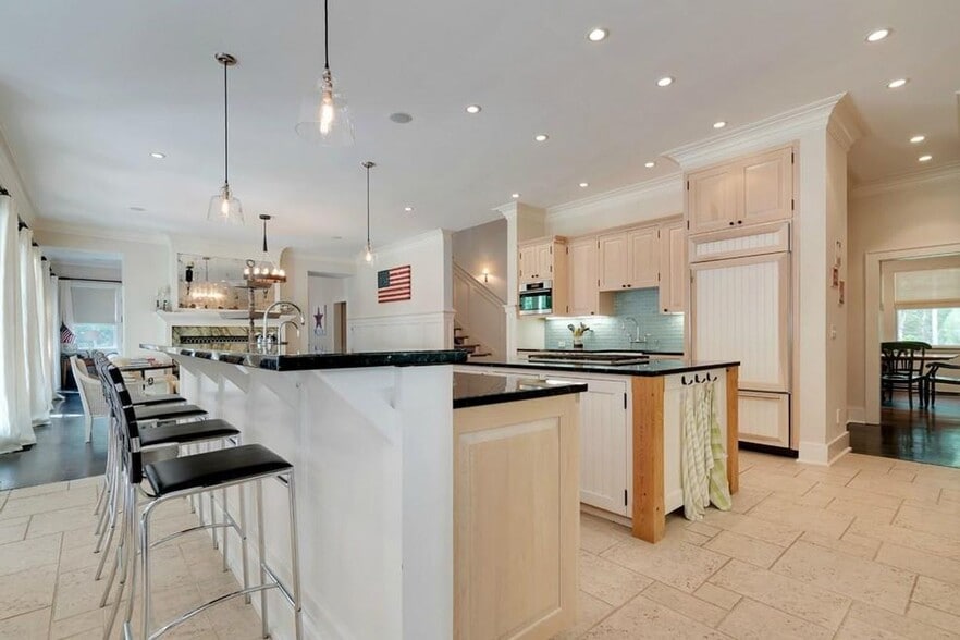 Building Photo - 118 Water Mill Towd Rd