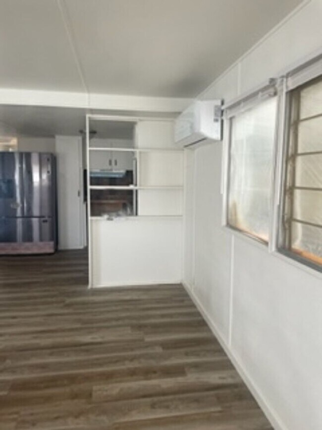 Building Photo - FOR RENT 55+COMMUNITY