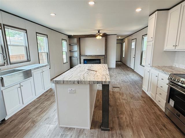 Building Photo - 3005 Elmwood Dr