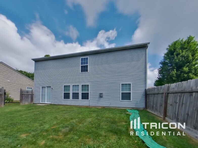 Building Photo - 2993 Hearthside Dr