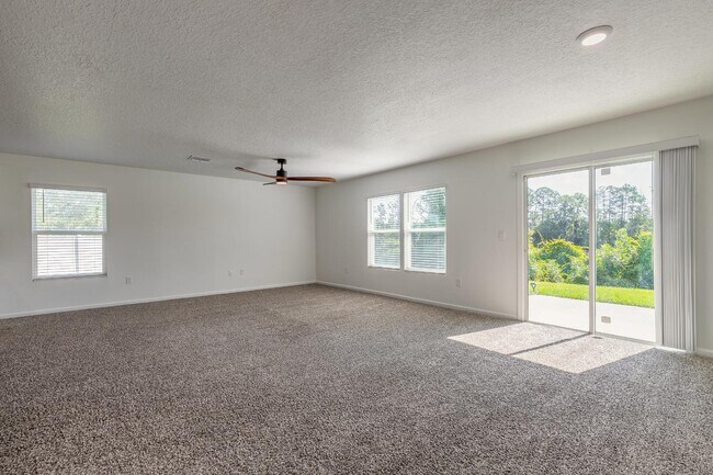 Building Photo - 109 Persimmon Dr