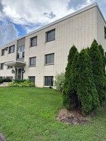 Building Photo - Phalen View Apartments