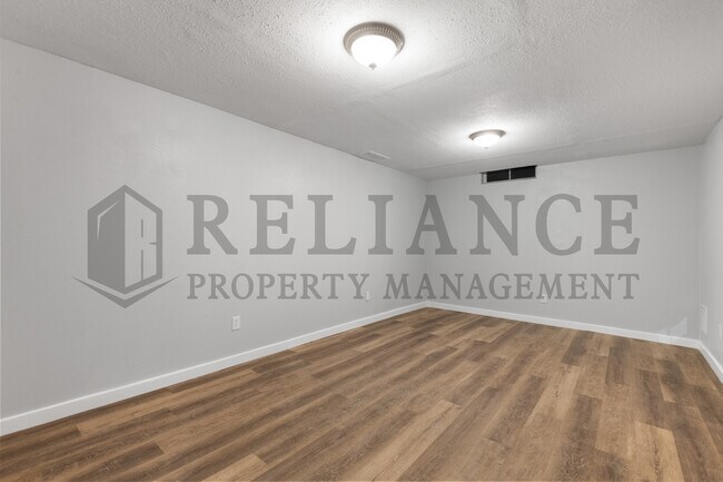 Building Photo - 1739 S Edwards Ct