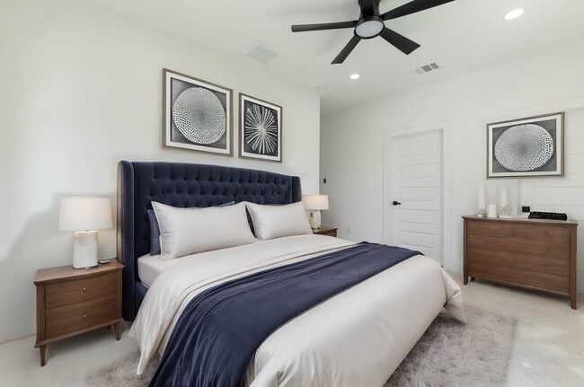 Building Photo - 408 Armstrong St