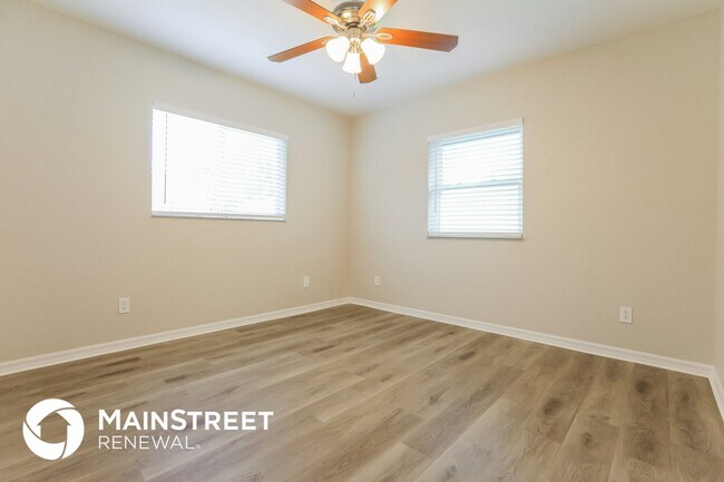 Building Photo - 2702 Nellie Ln