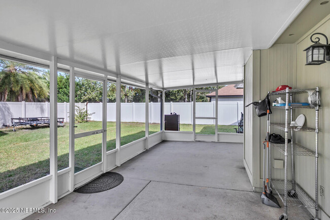 Building Photo - 3184 Ryans Ct