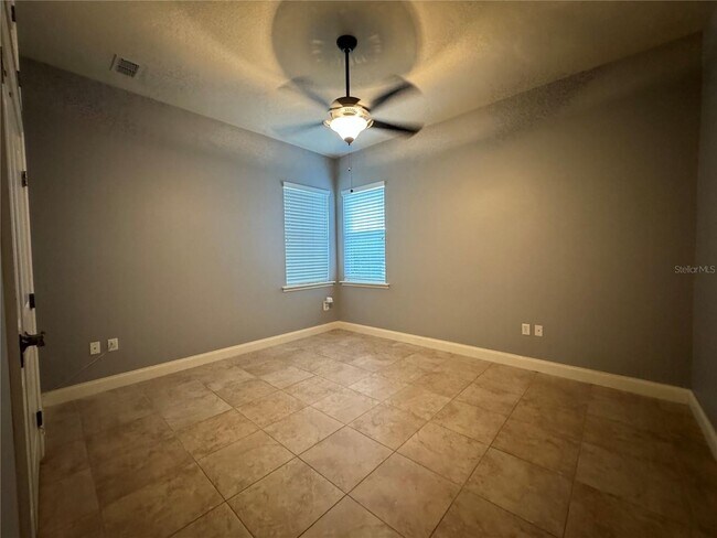 Building Photo - Cozy 1BR Apartment with Separate Entrance, All Utilities Included + Patio Retreat