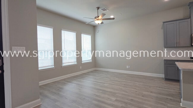 Building Photo - 12976 Rockham Ln