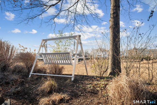 Building Photo - 12 Splitrock Rd