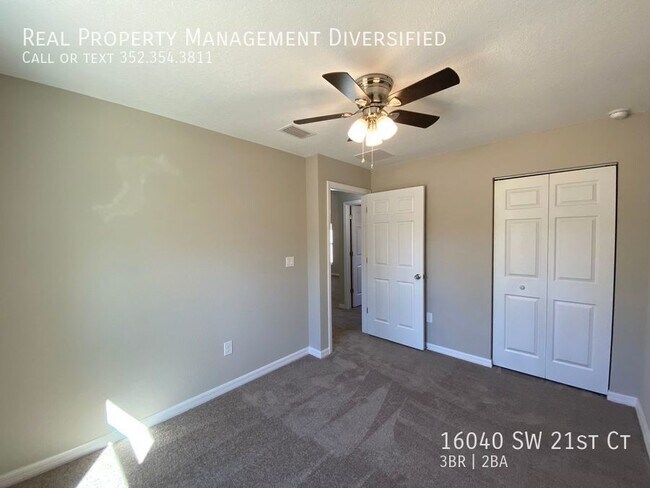 Building Photo - 16040 SW 21st Ct