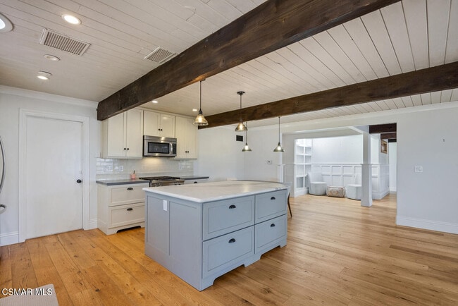 Building Photo - 11316 Barranca Rd