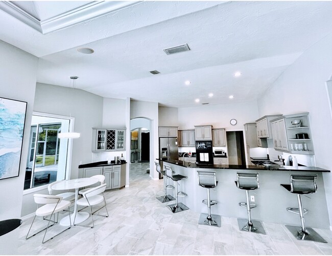 Building Photo - 6516 Windjammer Pl