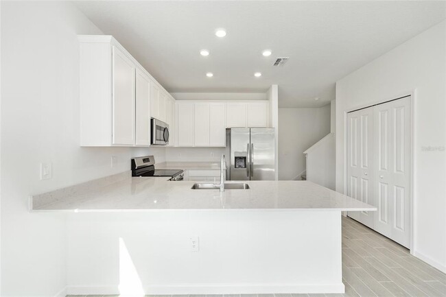 Building Photo - 3625 SE 37th Ct