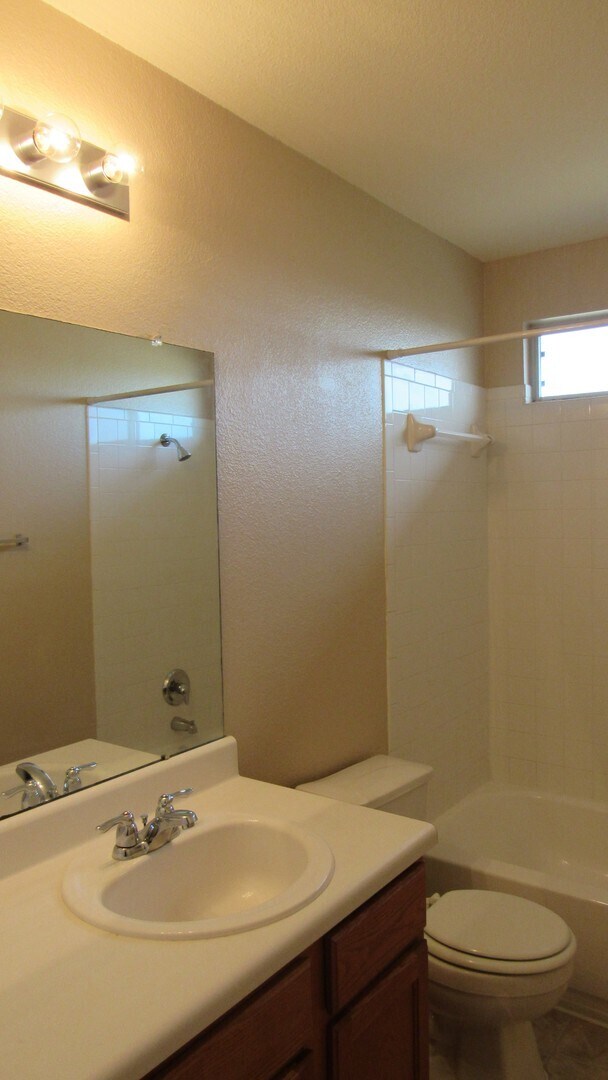 Building Photo - 12318 Jamie Dr