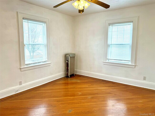 Building Photo - 4623 Arcadia Ln