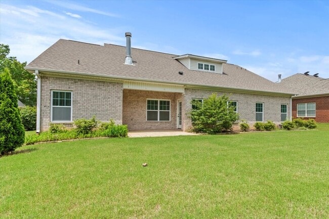 Building Photo - 288 Big Oak Ln