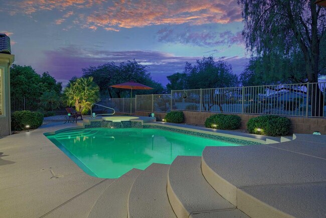 Building Photo - 17824 N Stone Haven Dr