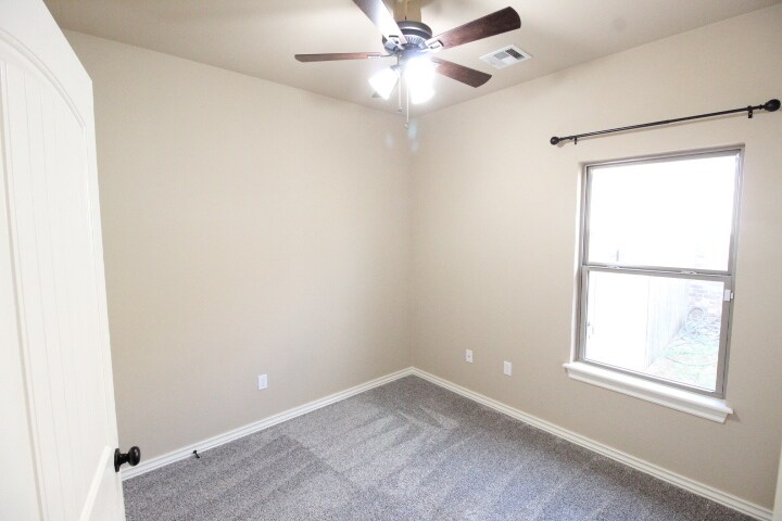 Building Photo - 20638 Frontier Pl