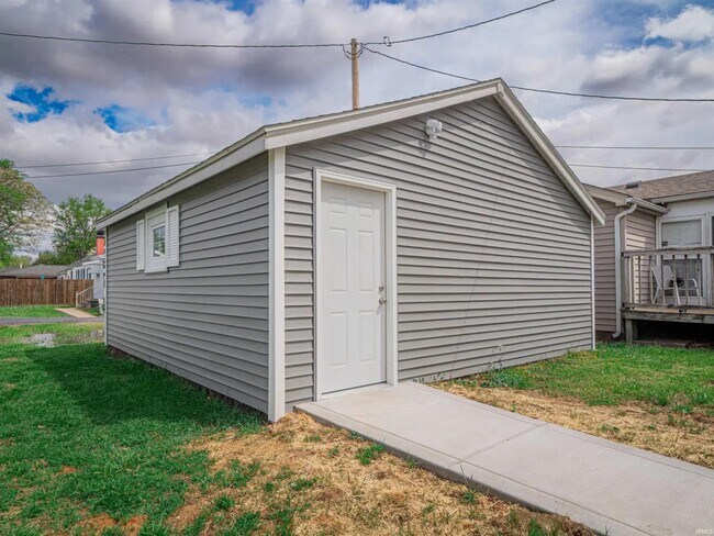 Building Photo - Washington Avenue