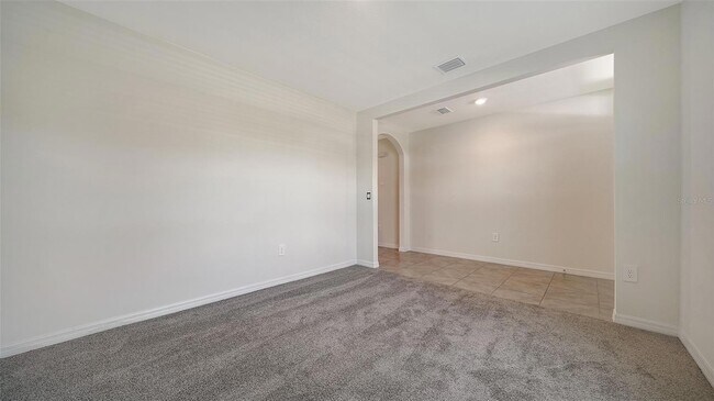 Building Photo - 12728 Lateral Root Dr