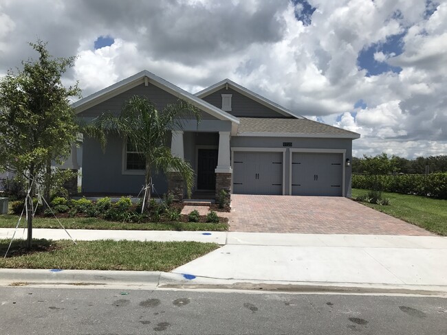 Building Photo - Just Listed! Newer 4/3 Home at The Oaks in...