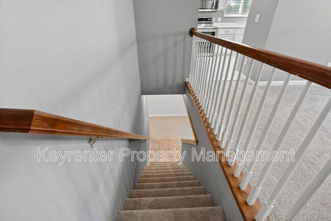 Building Photo - 1233 Grand Canyon Dr