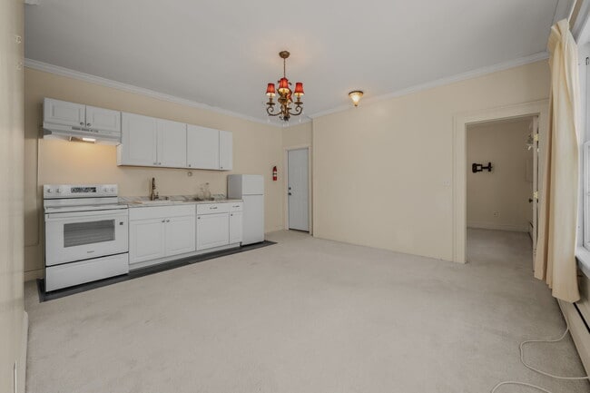 Building Photo - 9 Lyme St