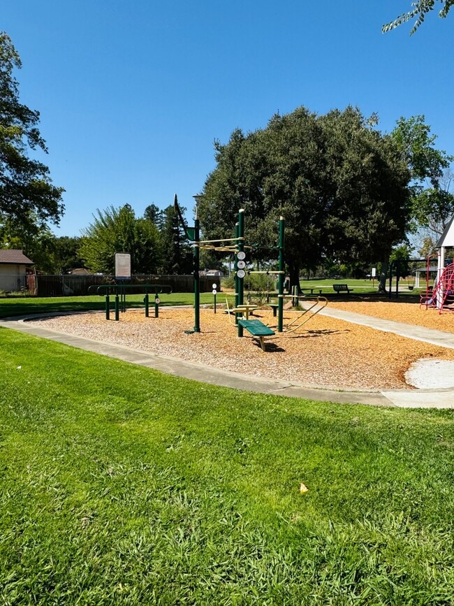 Gym - Bowling Green Village