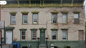 Building Photo - 107 1/2 Ida St