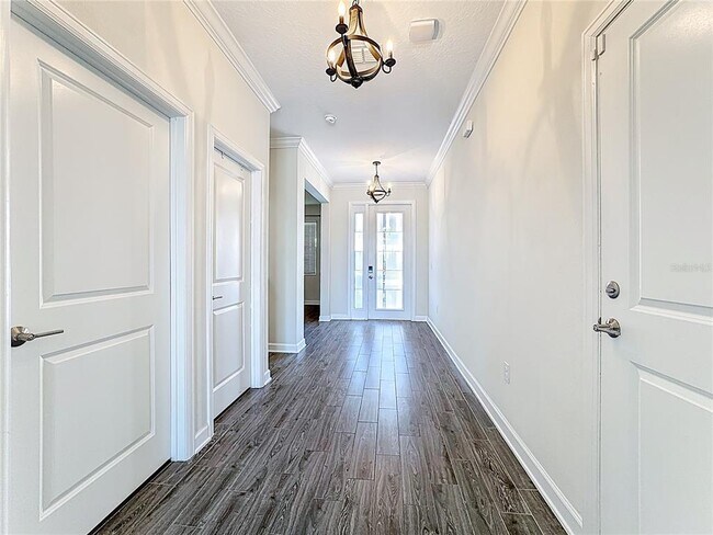 Building Photo - 11939 Satire St