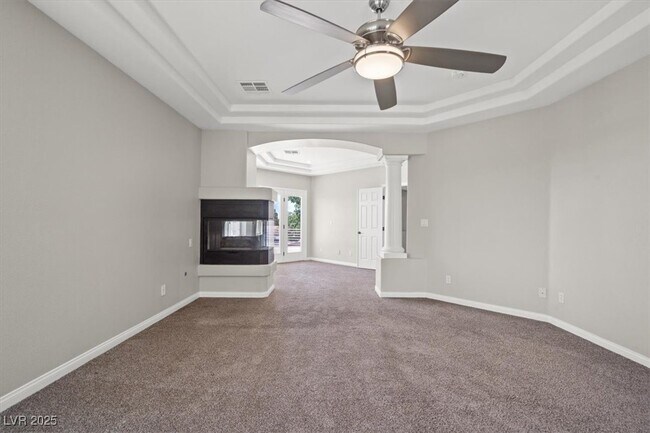 Building Photo - 8000 Silver King Dr