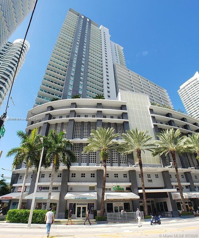 Primary Photo - 1250 S Miami Ave