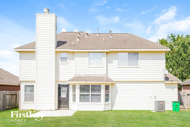 Building Photo - 24027 Holleygate Ct