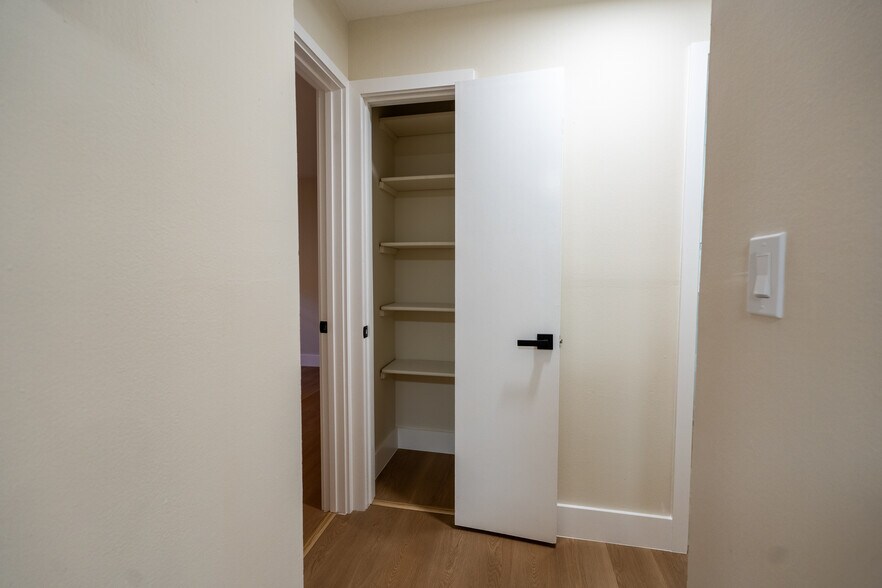 Building Photo - 10911 NW 45th St