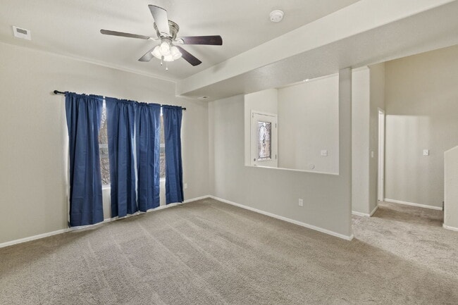 Building Photo - "Beautiful Townhome 3-Bedroom  2.5 Baths no carpet home, just 7 minutes from Fort Carson!"