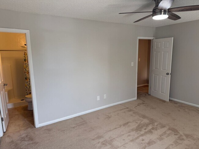 Building Photo - 775 Hecate Dr