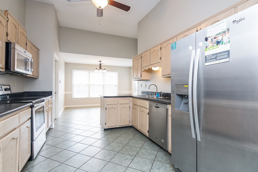 Building Photo - 8684 Leaf Manor Cove