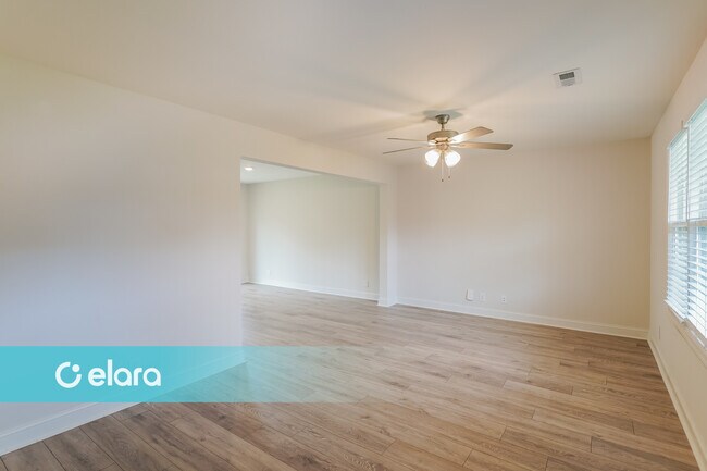 Building Photo - 230 King Rd