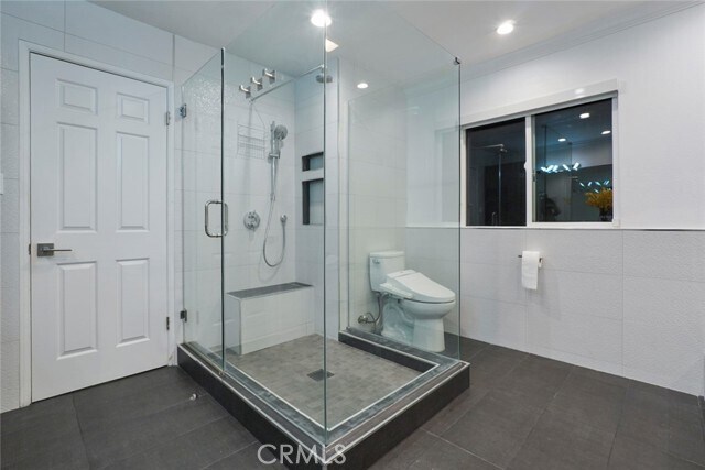 Building Photo - 3381 Oakmont View Dr