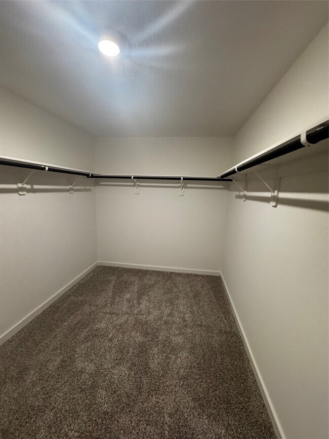 Building Photo - 6107 Jasper Hl Dr