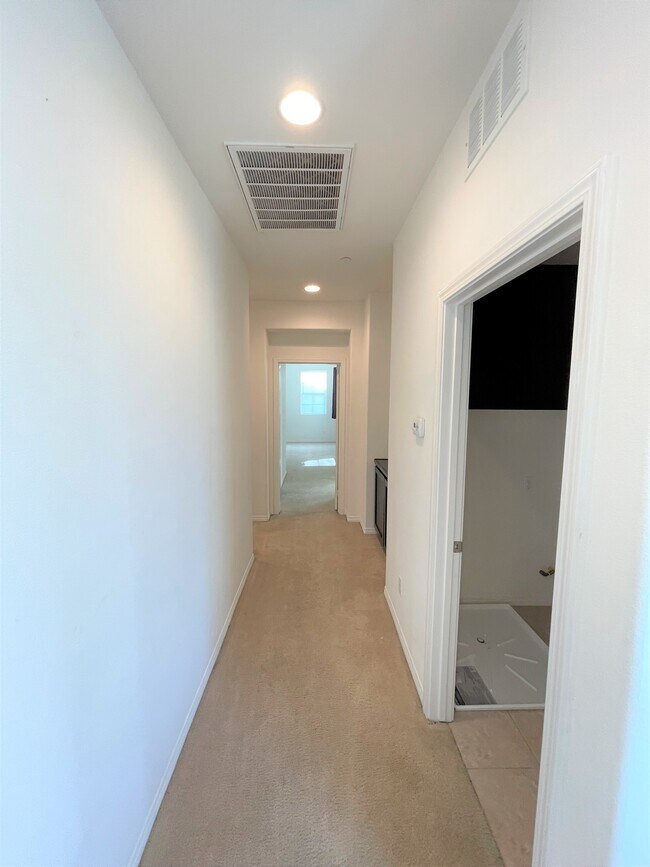Building Photo - 2879 S Via Belamaria