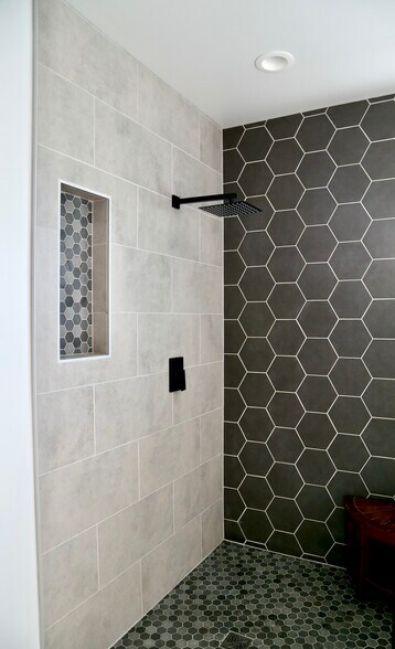 Building Photo - 1830 22nd St S