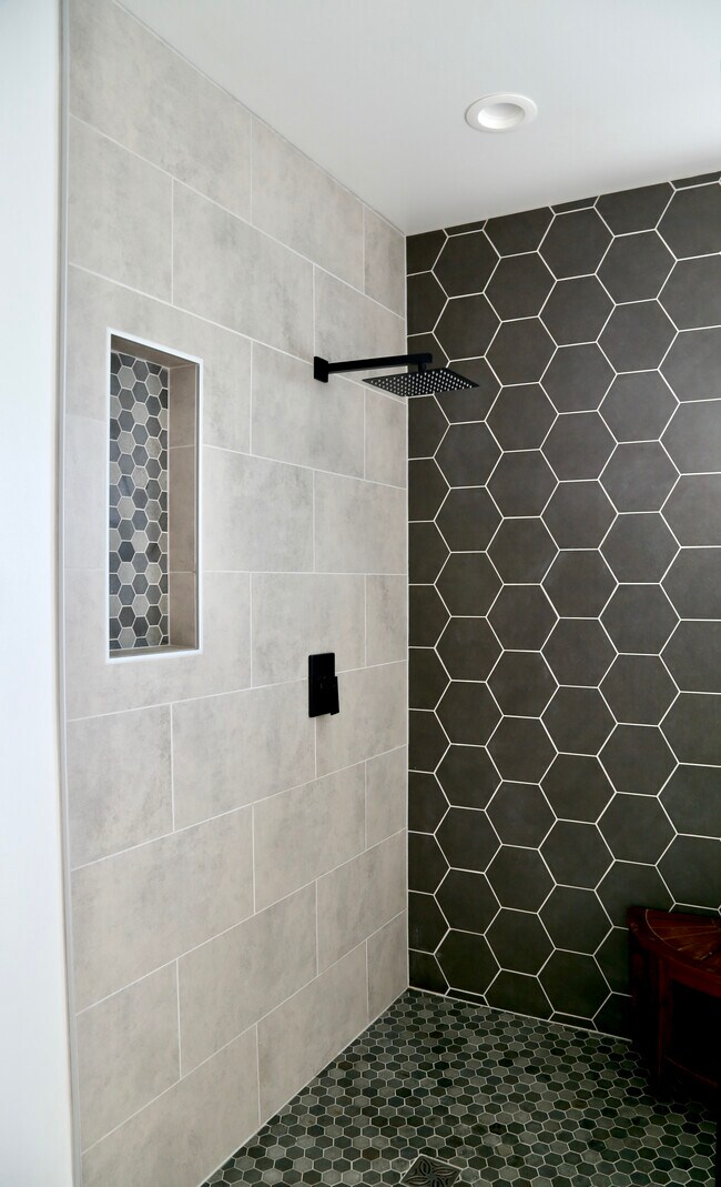 Building Photo - 1830 22nd St S