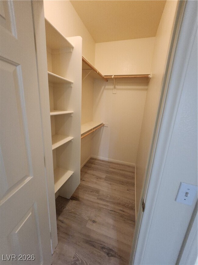 Building Photo - 2580 E Ambush St