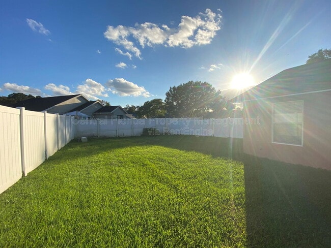 Building Photo - 11195 Cypress Leaf Dr