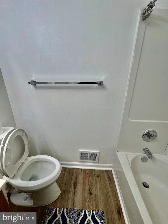 Building Photo - 597 Primus Ct