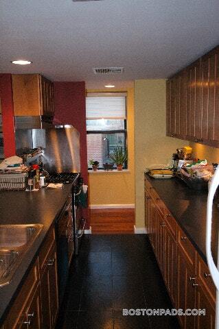 Building Photo - 197 Sidney St