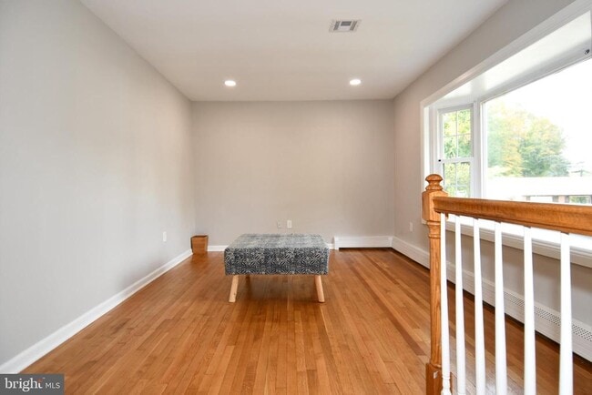 Building Photo - 3811 Forestdale Ave