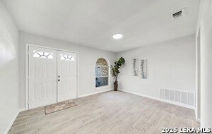 Building Photo - 6302 Handsome Lake Dr