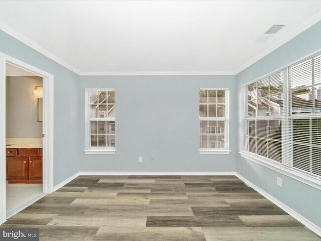 Building Photo - 9907 Boysenberry Way